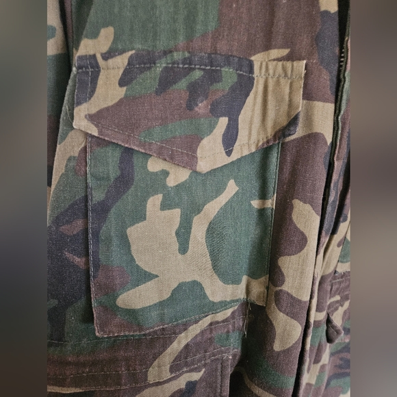 Vintage Camo Military Jacket - Picture 3 of 13